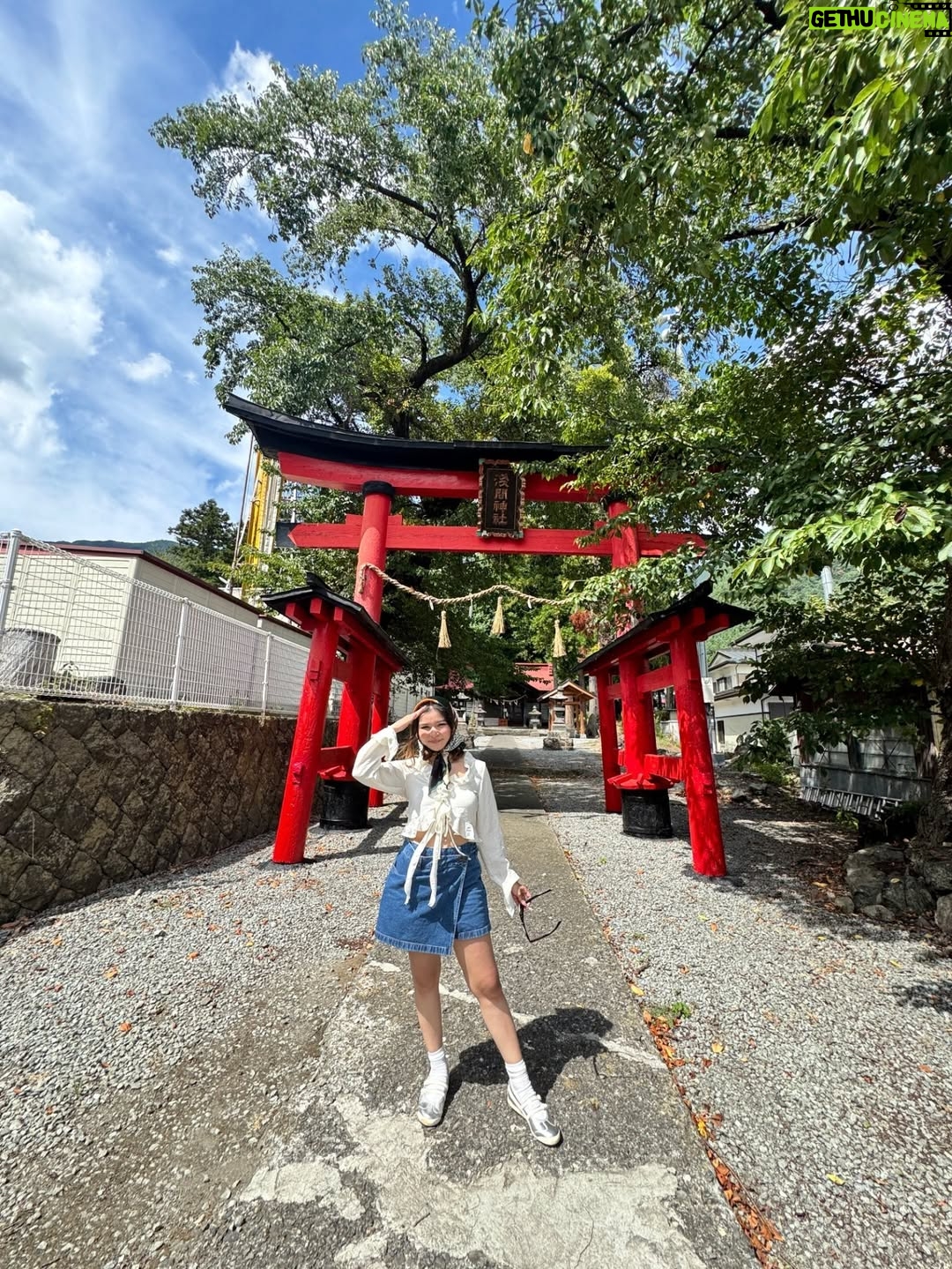 ankitaa Chauhan - 19.3K Likes - Day trip to Lake Kawaguchiko to see Mt Fuji 🌸Swipe to the end to see me vibing to some music while I drive around town 🤭 Also the people at @fujigoq were super sweet and gave me a really amazing tour of the place 🩷