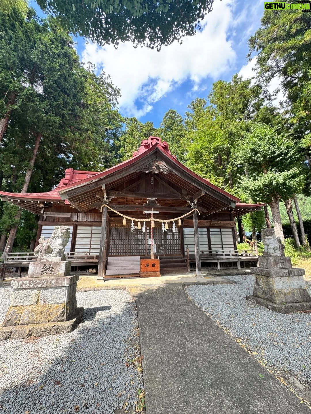 ankitaa Chauhan - 19.3K Likes - Day trip to Lake Kawaguchiko to see Mt Fuji 🌸Swipe to the end to see me vibing to some music while I drive around town 🤭 Also the people at @fujigoq were super sweet and gave me a really amazing tour of the place 🩷