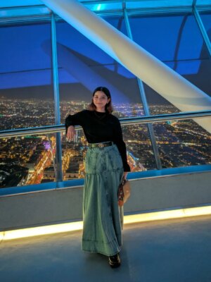 ankitaa Chauhan Instagram - Some pictures from the 99th floor š Riyadh City looks beautiful from the Sky Bridge ā¤ļø
