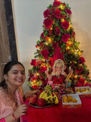 anshika singh Instagram - Ganpati Bappa at home feels like the purest blessing 🤍✨ #ganeshchaturthi2025