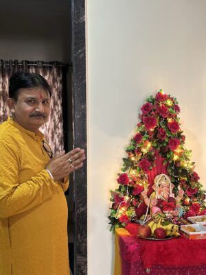 anshika singh Instagram - Ganpati Bappa at home feels like the purest blessing 🤍✨ #ganeshchaturthi2025