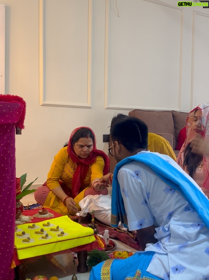 anshika singh - 3 Likes - Ganpati Bappa at home feels like the purest blessing 🤍✨ #ganeshchaturthi2025
