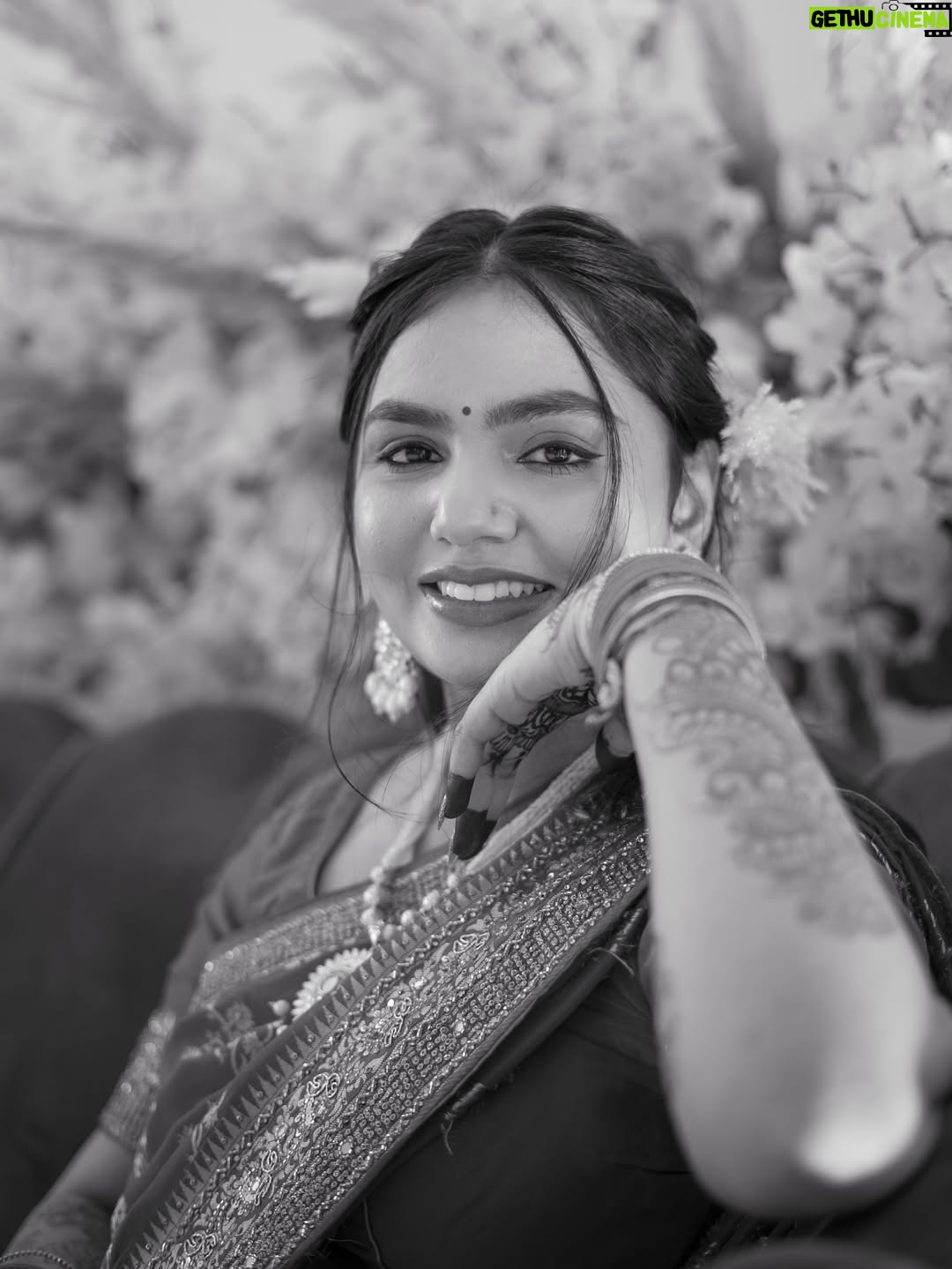 anshika singh - 3 Likes - Surrounded by flowers, family, and forever vibes 🌸💍 @ag.5811