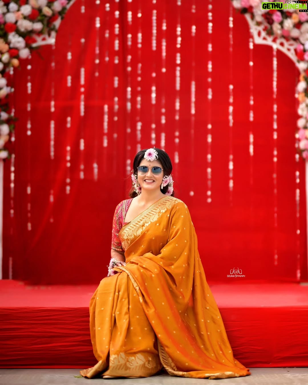 chandra Chakraborty - 5.8K Likes - গায়ে হলুদ || Haldi Ceremony

#weddingday #Haldi #bengaliwedding @sacredshaadi @bridesofbengal_wmg