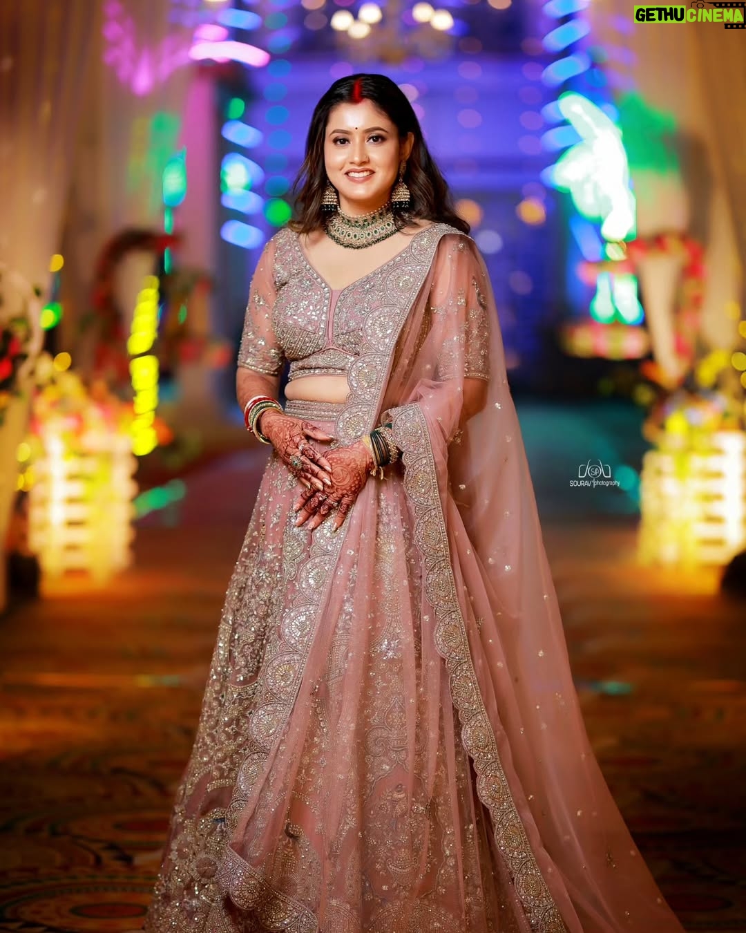 chandra Chakraborty - 4.1K Likes - Reception Story ♥️

@sacredshaadi @bridesofbengal_wmg #bengalimarriage
