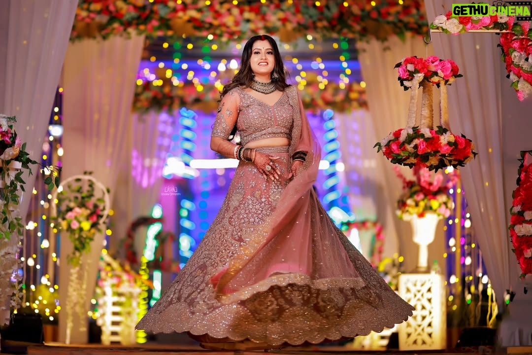 chandra Chakraborty - 4.1K Likes - Reception Story ♥️

@sacredshaadi @bridesofbengal_wmg #bengalimarriage