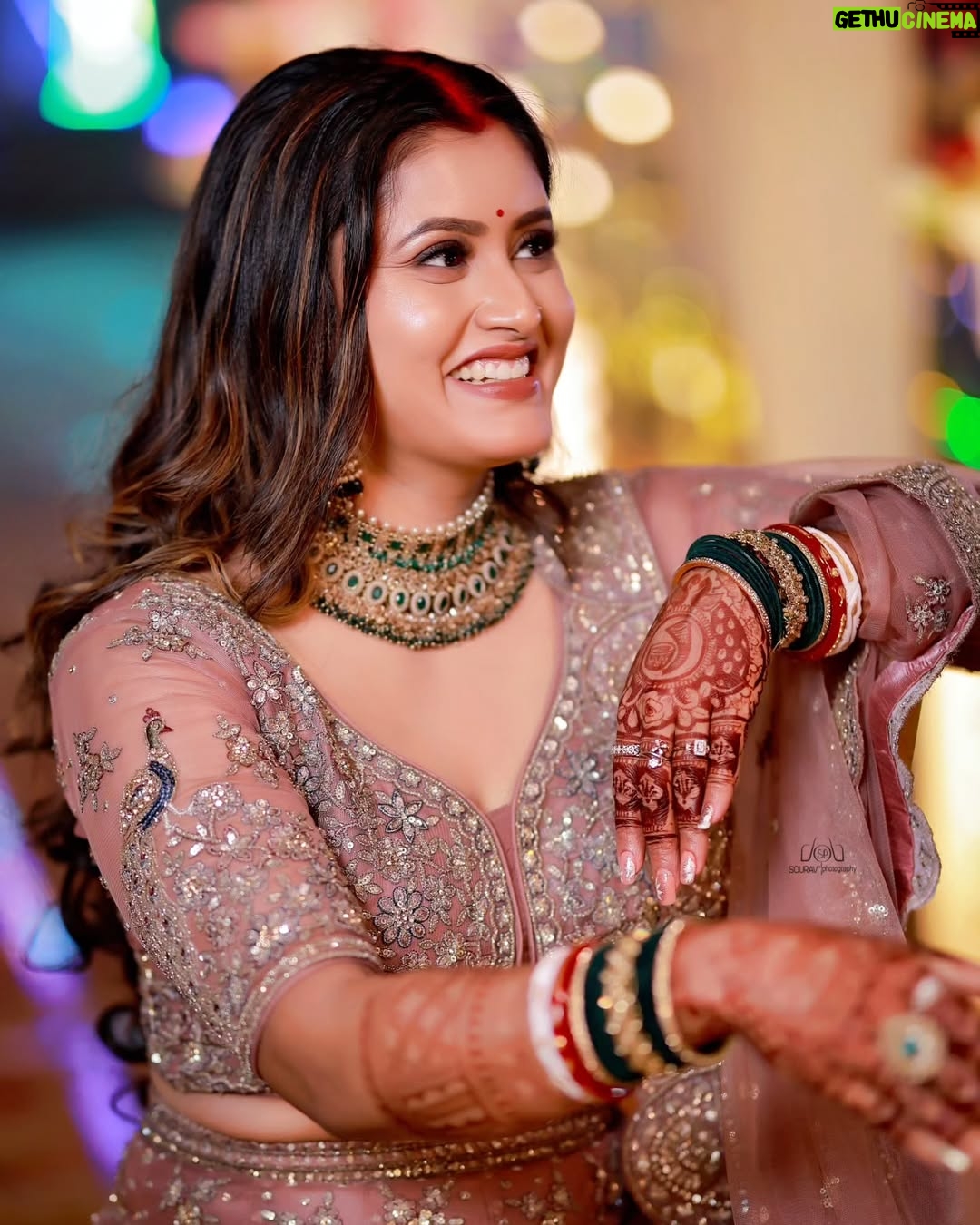 chandra Chakraborty - 4.1K Likes - Reception Story ♥️

@sacredshaadi @bridesofbengal_wmg #bengalimarriage