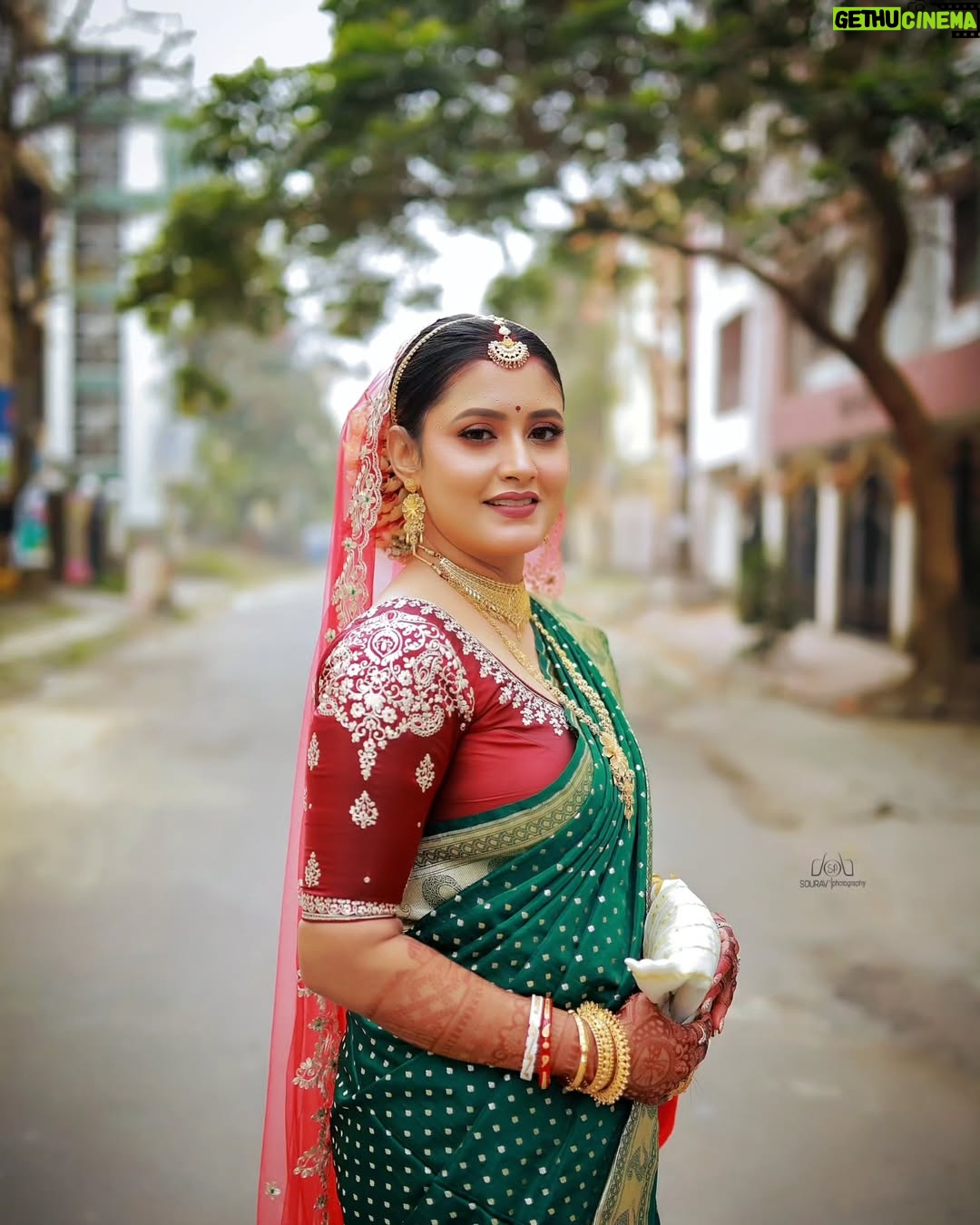 chandra Chakraborty - 4.1K Likes - Reception Story ♥️

@sacredshaadi @bridesofbengal_wmg #bengalimarriage