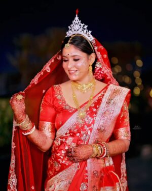 chandra Chakraborty Instagram - Wedding Story ❤️
#weddingday #weddingphotography @bridesofbengal_wmg @sacredshaadi #teamwork