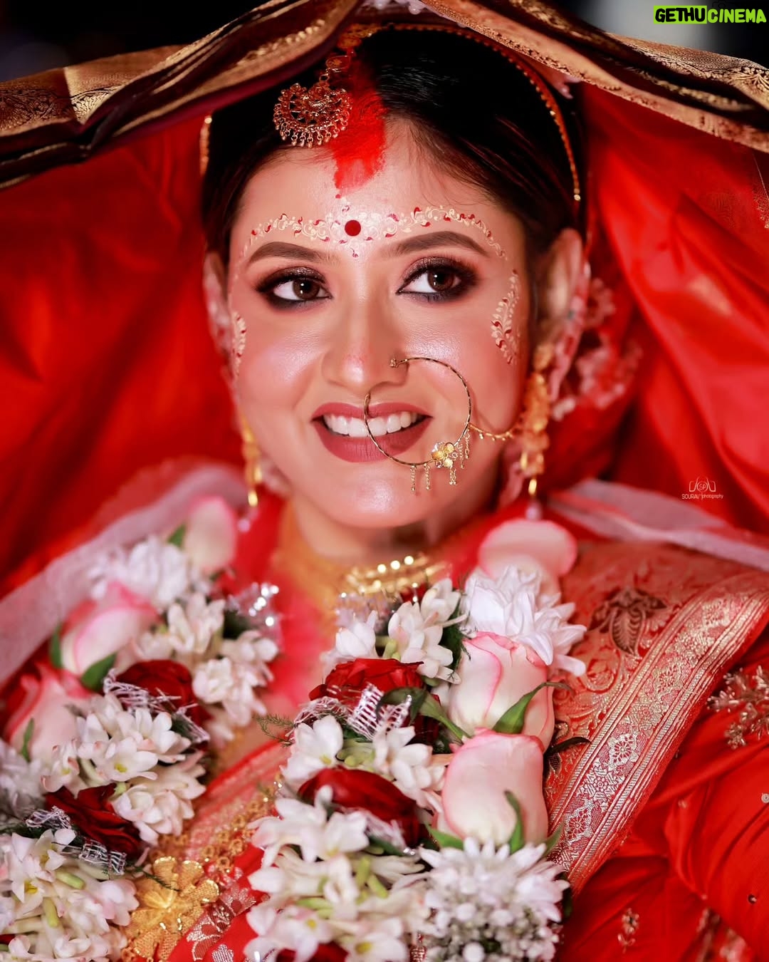 chandra Chakraborty - 1.6K Likes - Wedding Story ❤️

#weddingday #weddingphotography @bridesofbengal_wmg @sacredshaadi #teamwork