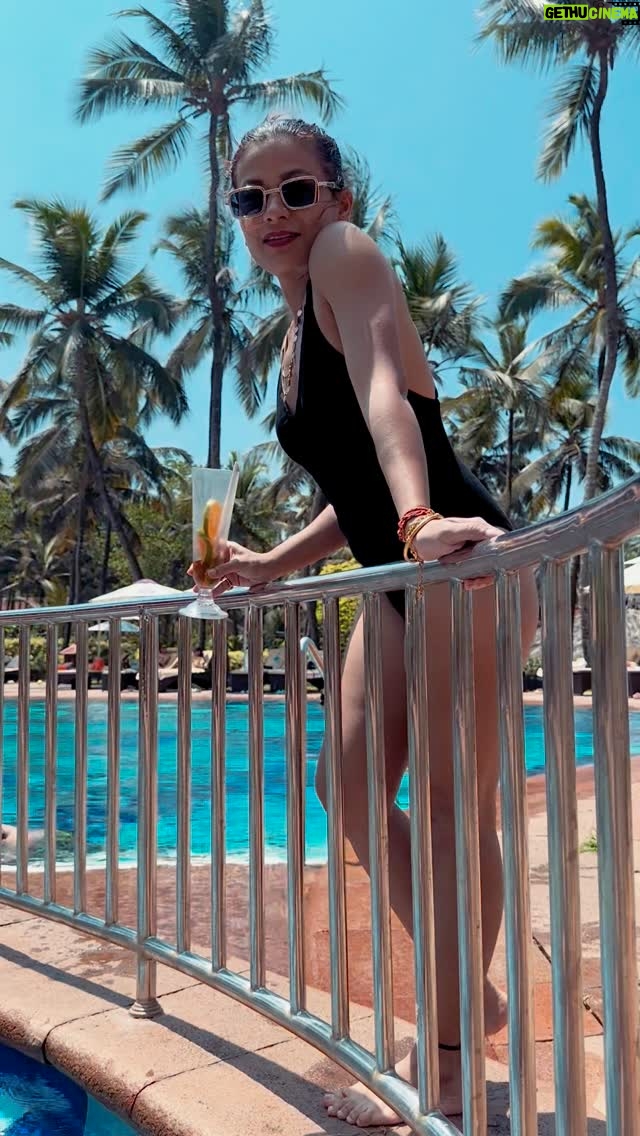 dr Mona Bhavsar - 3 Likes - Billo रानी 👑 ♠️

#trending #instagram #reel #sunday #explorepage #ﬁtness #bikini #pooltime #travel #travelgram #traveler #style #walk #slay