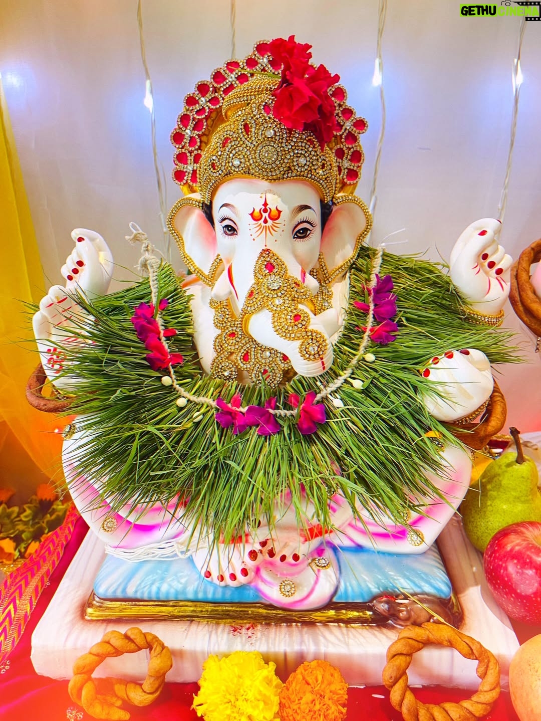 dr Mona Bhavsar - 3 Likes - 🫶🏻🌸माझा बाप्पा 🌸🫶🏻
🙏🏻गणपति बाप्पा मोरया 🙏🏻

#mazabappa #ganapatibappamorya #ganeshchaturthi #ganesha #bappa #bappaaagman