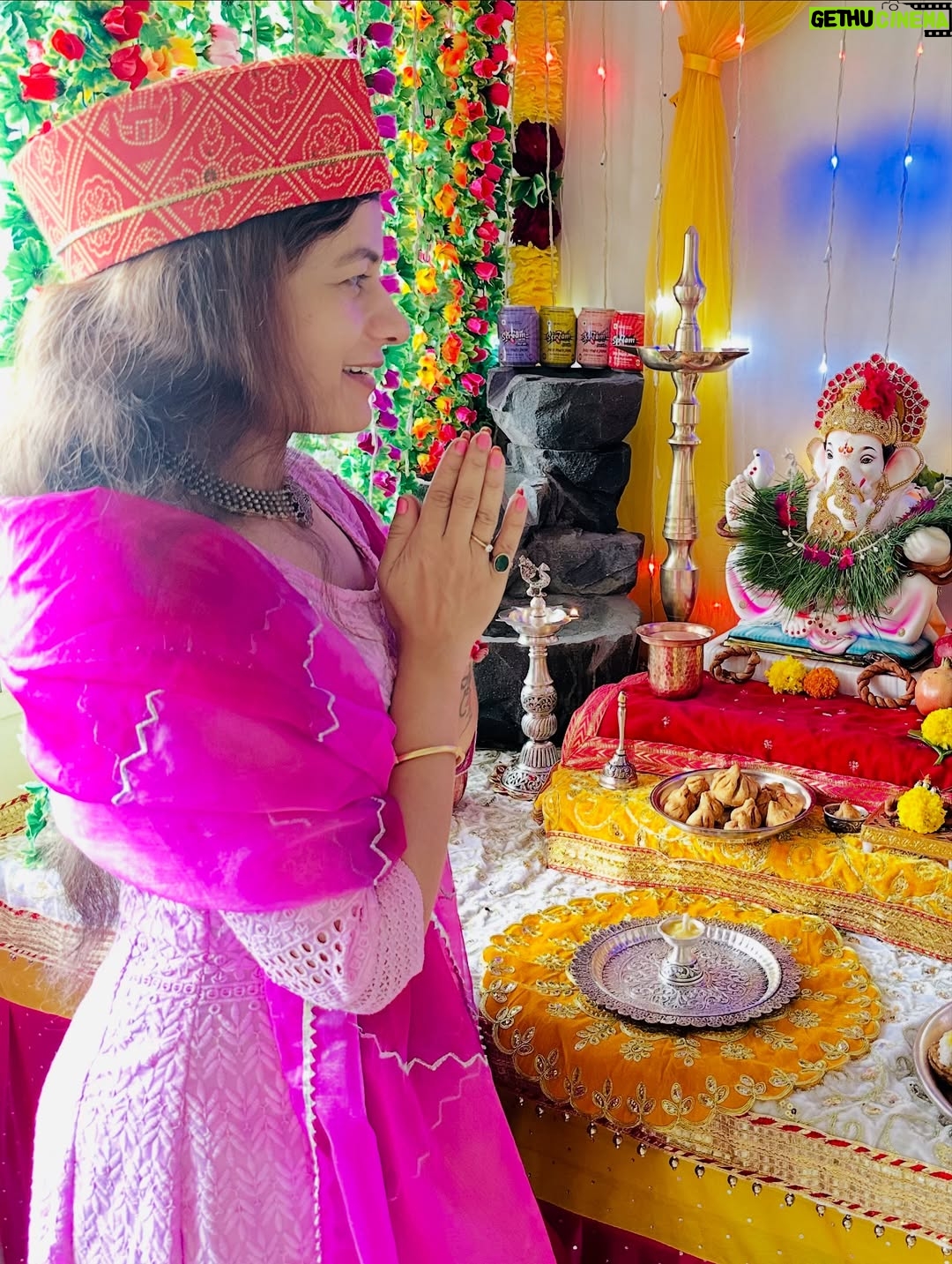dr Mona Bhavsar - 3 Likes - 🫶🏻🌸माझा बाप्पा 🌸🫶🏻
🙏🏻गणपति बाप्पा मोरया 🙏🏻

#mazabappa #ganapatibappamorya #ganeshchaturthi #ganesha #bappa #bappaaagman