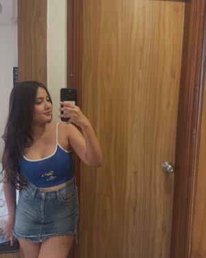 geetika bisht Instagram - RAW🤍