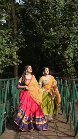 geetika bisht Instagram - Serving looks and lehengas👭
With this beautiful lady @pooja.barde
Wearing @rentyourrunway_
Makeup @makeupartist.rishika
Shot captured @____krishna__sharma_
.
.
#foryou #reels #garba #navratri #explorepage #lehnga #abhivyakti #garbadress #beauty #fashiongram #makeup #content #explore #fashion #style #traditional #radha #song #fypシ #instadaily #reelsinstagram #love #navratrivibes
