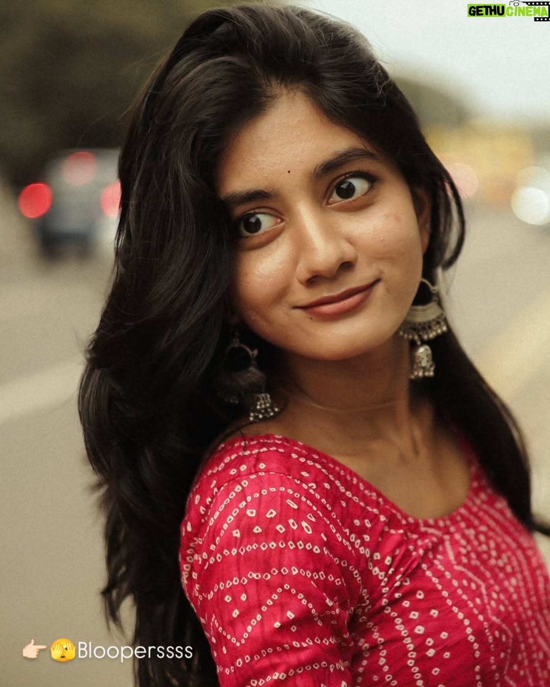 laavanya prol - 112.2K Likes - 🎶✨
📸@vasy_vendra 🫡❤️
.
.
.
#chennai #tamilbgm #streetphotography #streetstyle #tamillyrics #tamilsong #trend #instagood #instagood #goodvibes #bloopers #photooftheday #photographer #potraitphotographer #potraitphotography