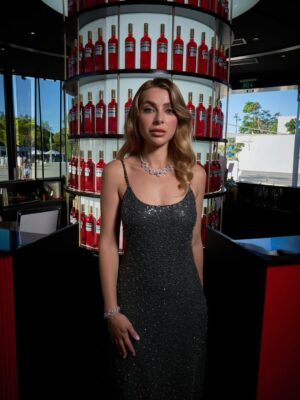 İlay Erkök Instagram - What’s the color of your passion? ❤️

Styled by @giseleirl 
Photographed by @ferdademir_ 

#redpassion #campari #redcarpet #ad