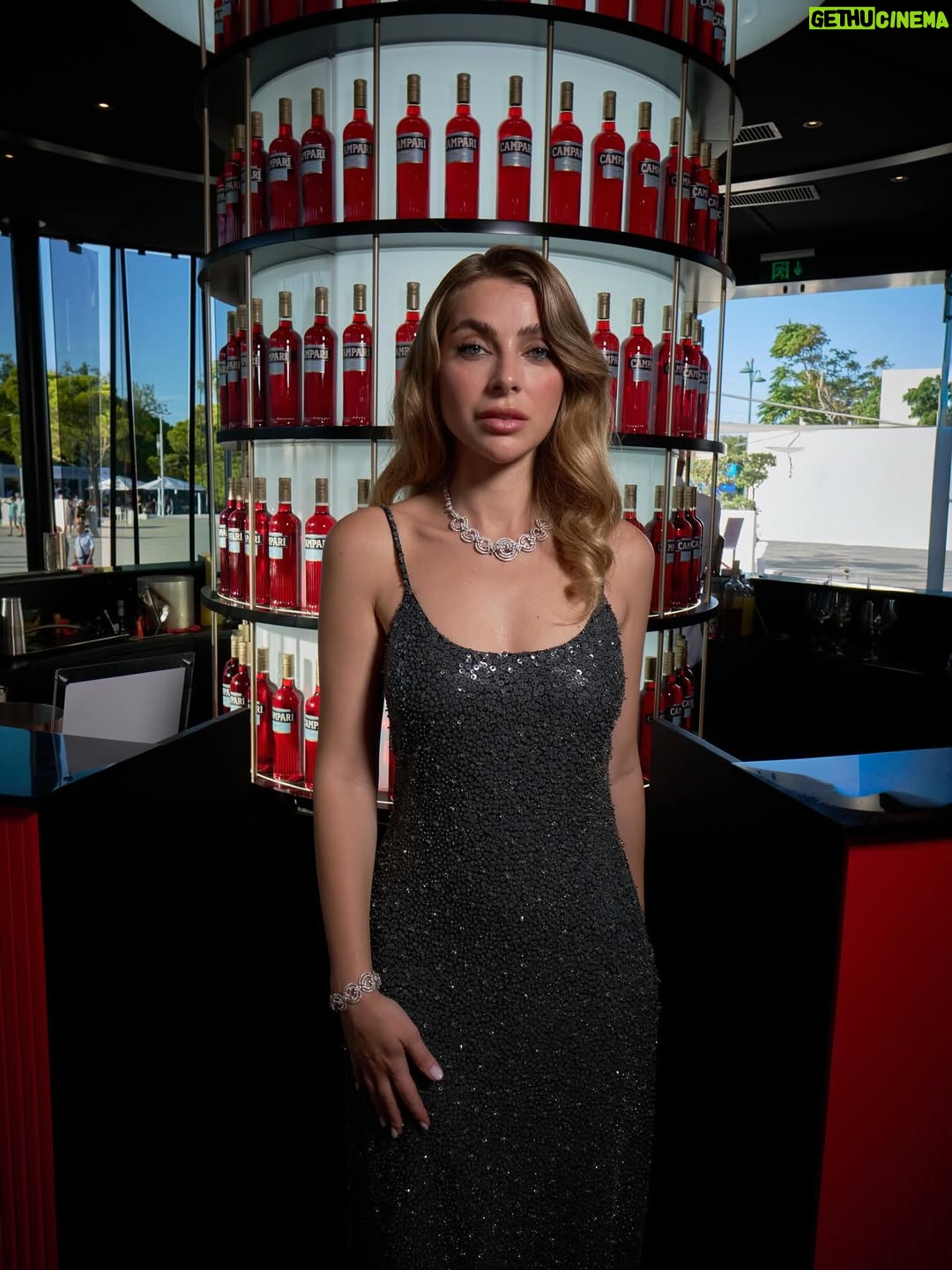 İlay Erkök - 75.4K Likes - What’s the color of your passion? ❤️

Styled by @giseleirl 
Photographed by @ferdademir_ 

#redpassion #campari #redcarpet #ad