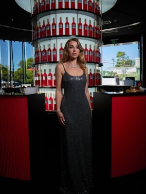 İlay Erkök Instagram - What’s the color of your passion? ❤️

Styled by @giseleirl 
Photographed by @ferdademir_ 

#redpassion #campari #redcarpet #ad