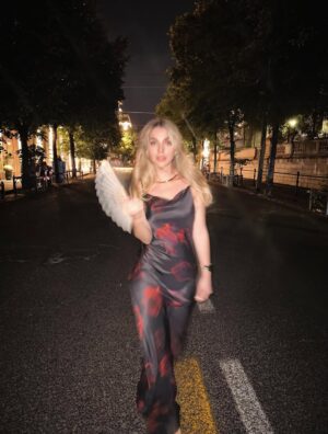 İlay Erkök Instagram - One night in Rome 💫