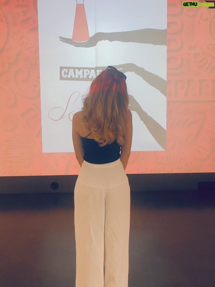 İlay Erkök - 113.3K Likes - “Il Campari non è solo una bevanda. È il battito cardiaco rosso di Milano - parte di chi siamo.” ♥️ #ad @campariofficial 
•
#Campari #RedIcon #DrinkResponsibly 
•
Oggi è stata una grande visita di famiglia 😍🥹👸🏼
•
Siamo pronti per nuove avventure insieme? 💃