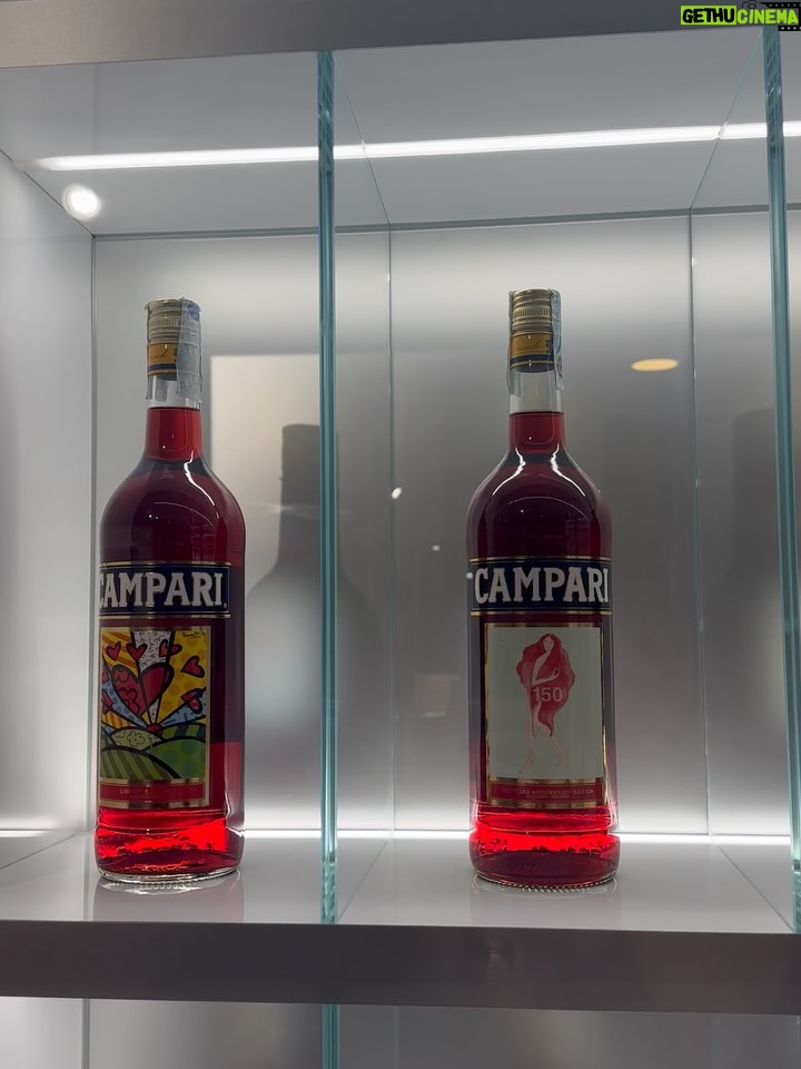 İlay Erkök - 113.3K Likes - “Il Campari non è solo una bevanda. È il battito cardiaco rosso di Milano - parte di chi siamo.” ♥️ #ad @campariofficial 
•
#Campari #RedIcon #DrinkResponsibly 
•
Oggi è stata una grande visita di famiglia 😍🥹👸🏼
•
Siamo pronti per nuove avventure insieme? 💃