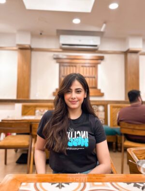 mehak sethi Instagram - Had Authentic South Indian Cuisine – Rooted in Tradition, Rich in Taste here at @kamats_legacy ✨
If you are a dosa lover just like me , then you must visit ❤️
📍- @kamats_legacy , Malad West ✨