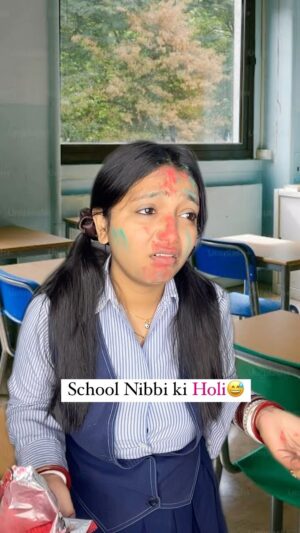 monalisha ghosh Instagram - Nibbi ki Pehli Holi 😂
School ka pyar 🧡 Tag that girl✅
#funny #comedy #school #holi #viral #reelsitfeelit #reelkarofeelkaro #reelsinstagram #nibbi