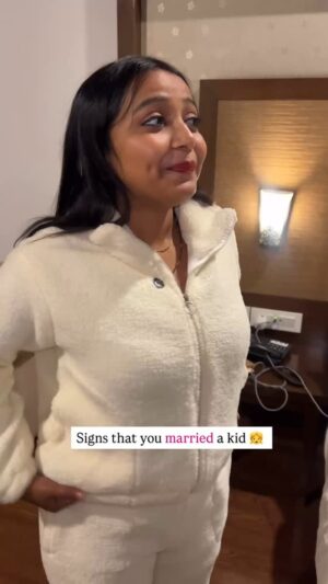 monalisha ghosh Instagram - Apki wife bhi aisi hai? 😂
Tag your hubby / wife ✅
#funny #comedy #wife #couple #wife #husband