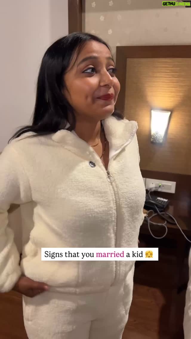 monalisha ghosh - 56.7K Likes - Apki wife bhi aisi hai? 😂

Tag your hubby / wife ✅

#funny #comedy #wife #couple #wife #husband