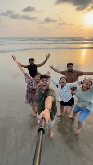 monalisha ghosh Instagram - Sensation jaise……… 😍😍
Tag your group gang✅
#viral #trending #friends #vacation #trip #reels