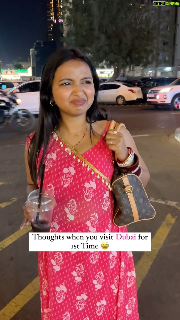 monalisha ghosh - 176.4K Likes - Dubai hai bhai 😅

Follow karlo @the_thoughtful_girl_ 

#funny #comedy #reels #reelsinstagram #feelitfeelit #reelkarofeelkaro #trending #dubai