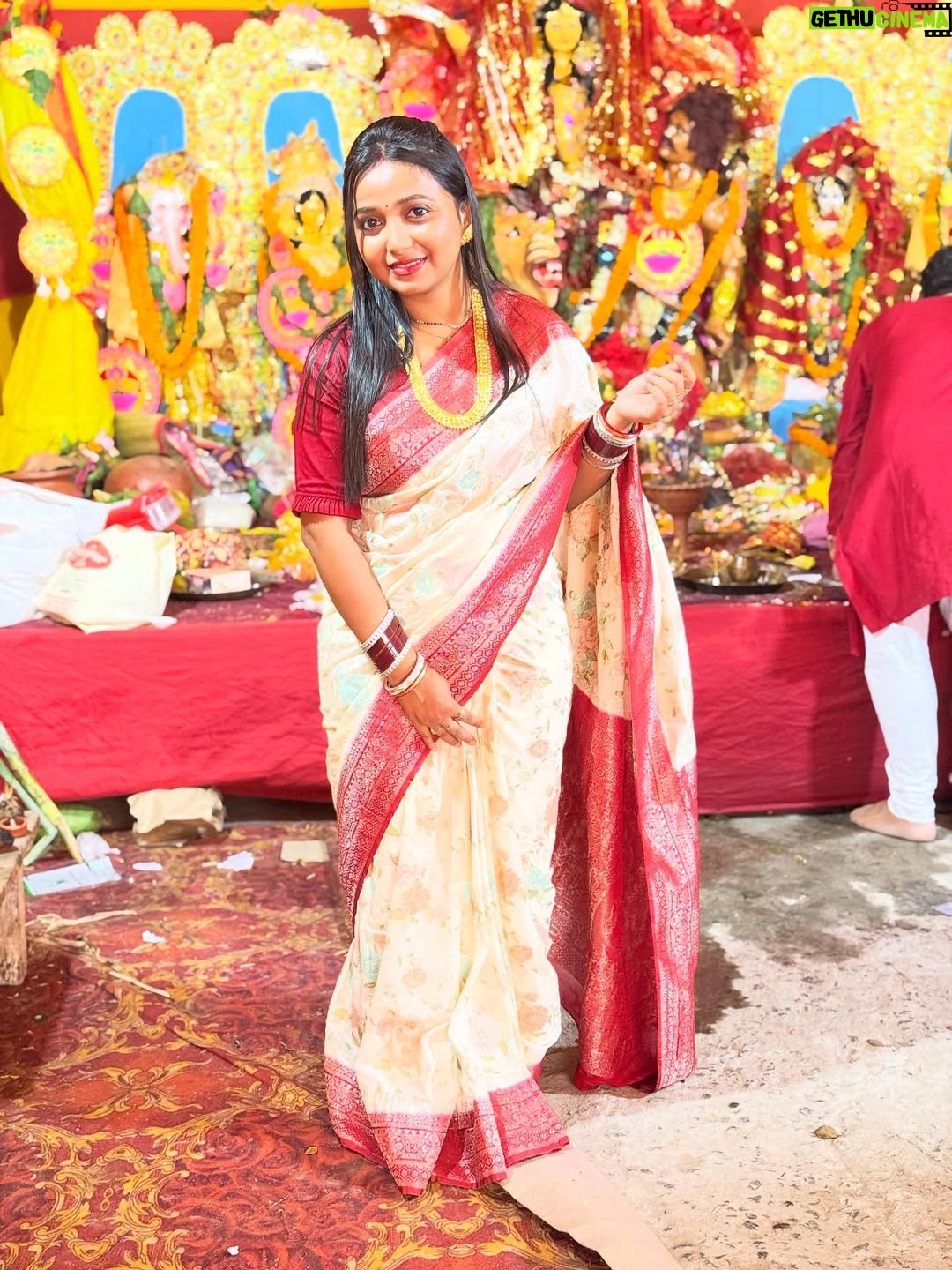 monalisha ghosh - 8.3K Likes - Durga Maa 🙏🙏

Subho Astami ✅

#puja #durgapuja #navratri #pujo #ostomi #astami