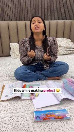 monalisha ghosh Instagram - Project banana bhi ek bada task hai 😅
Tag that friends ✅
#funny #kids #project #school #trending #reelitfeelit #reelkarofeelkaro #comedy