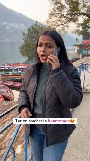 monalisha ghosh Instagram - Tuition teacher ka dukh 😫
Tag your teacher ✅
#viral #comedy #trending #school #teacher #honeymoon #couple