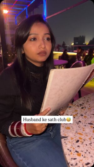 monalisha ghosh Instagram - Hubby ke sath club 😂
Tag your husband ✅
#funny #comedy #viral #trending #husband #wife #couple