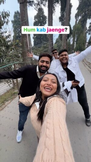 monalisha ghosh Instagram - Batao kab jaoge?? 😃
Tag your friends✅
#reels #hillstation #viral #trending #reelitfeelit