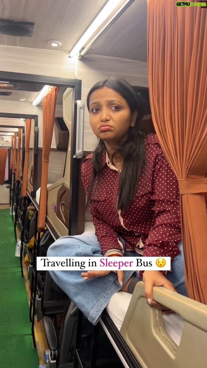 monalisha ghosh - 89.1K Likes - Sleeper Bus mein Travel kiya hai? 

Tag your friends ✅

#funny #comedy #reels #viral #bus #travel #reelitfeelit