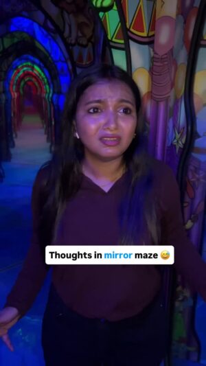 monalisha ghosh Instagram - Mirror Maze mein ghum gaye 😂😅
Tag karo ✅
#funny #comedy #viral #trending #reelitfeelit #reelkarofeelkaro #travel #mirrormaze