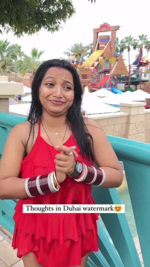 monalisha ghosh Instagram - Dubai ka watermark😍😍
Tag your Dubai friend ✅
#viral #funny #comedy #trending #dubai