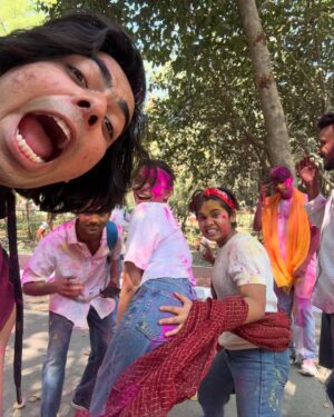 nishtha kesarwani Instagram - Happy Holi 😍
.
.
#nishtha #nishthadancer #holi