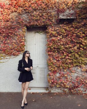 ramneet Instagram - 🐈⬛
Wearing - @commense.official
Use code (ramneet_12) for 💸 off
#explorepage#commense#commensereview