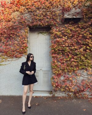 ramneet Instagram - 🐈⬛
Wearing - @commense.official
Use code (ramneet_12) for 💸 off
#explorepage#commense#commensereview