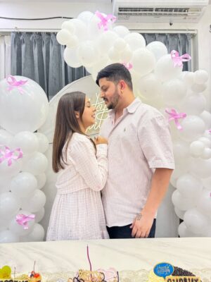 sabrina kaur Instagram - Happy birthday My love @kaursabrina_ Waheguru ji hamesha saath bnayi rakhan te Nikki nikke supne apa Mil ke poore kriyea love you so much wifey♥️🎂🧿