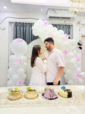 sabrina kaur Instagram - Happy birthday My love @kaursabrina_  Waheguru ji hamesha saath bnayi rakhan te Nikki nikke supne apa Mil ke poore kriyea love you so much wifey♥️🎂🧿