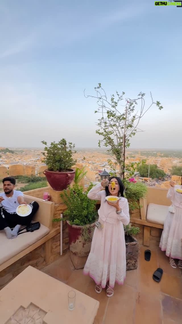 sabrina kaur - 60.8K Likes - 