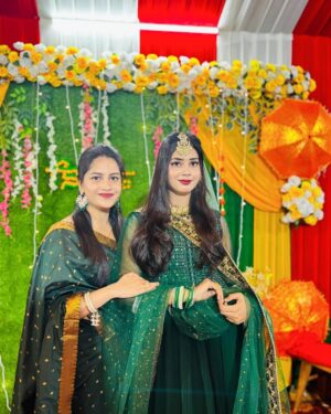 sakina khan Instagram - #mehndi
