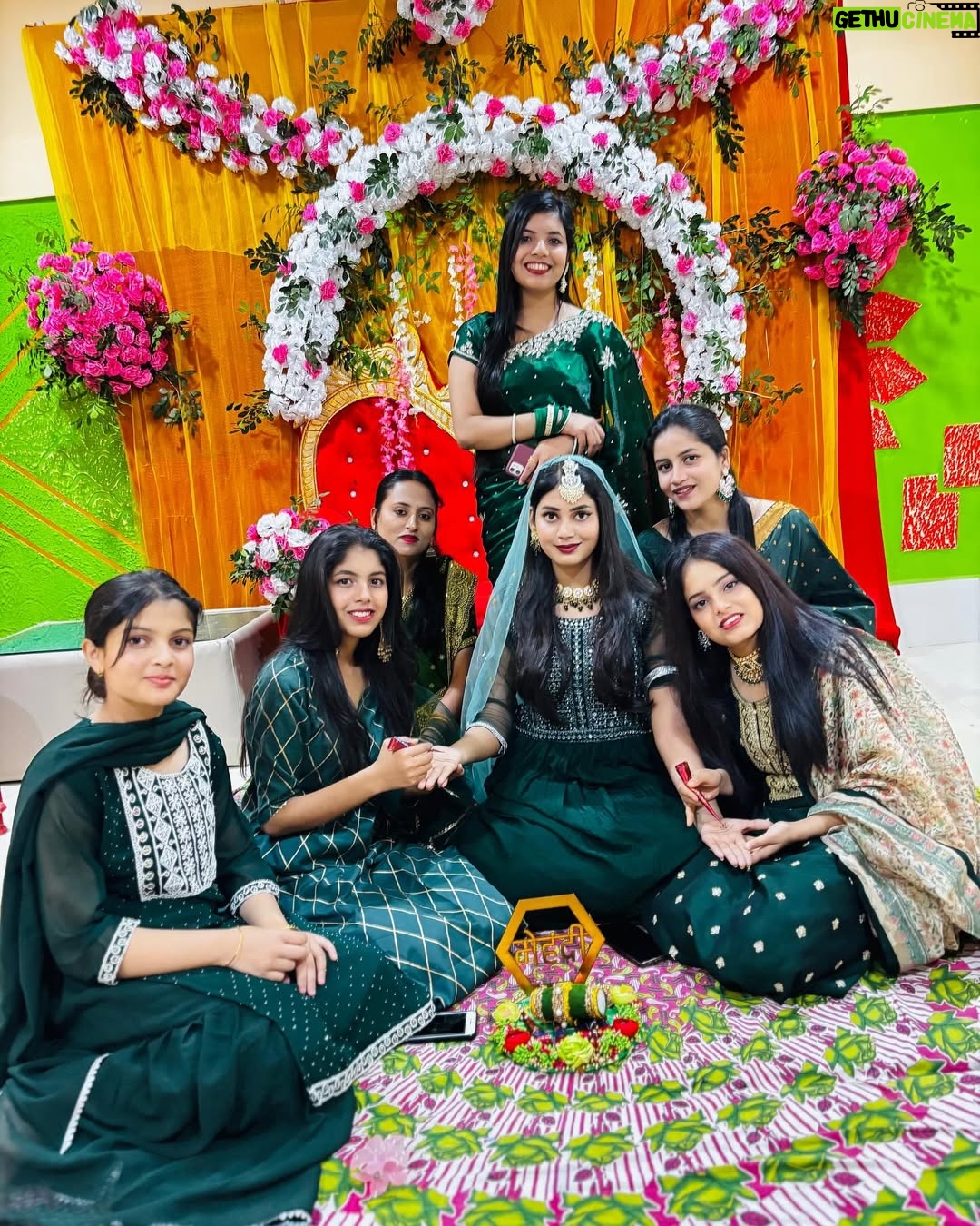 sakina khan - 5.2K Likes - #mehndi