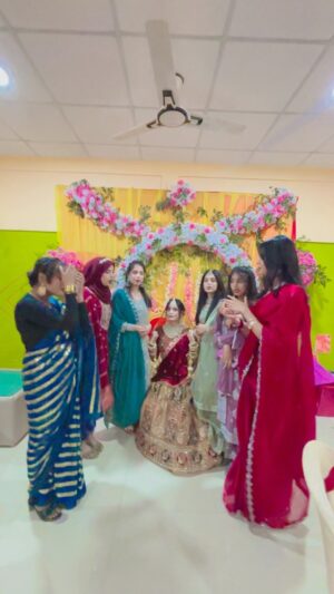 sakina khan Instagram - 😂