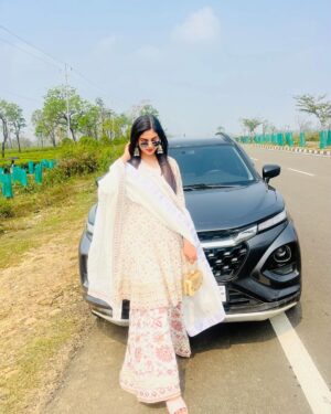 sakina khan Instagram - Eid Mubarak 🌙#eidmubarak❤️#🎀 #eid #photoshoot#Happy #photoshoot #lovely